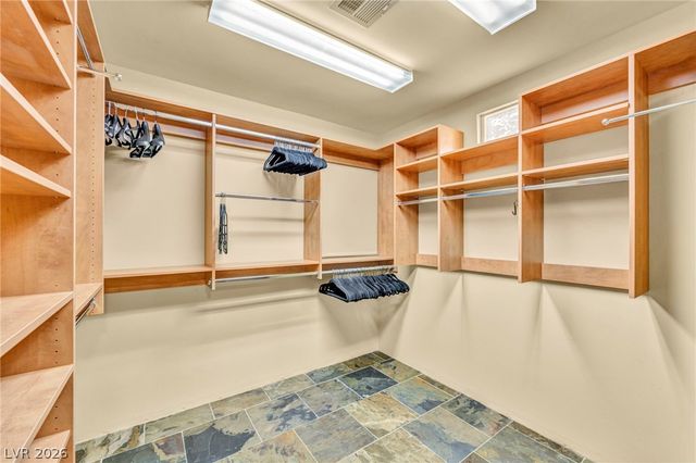 8701 Isola Drive, Las Vegas, NV 89117