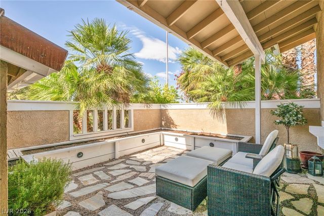 8701 Isola Drive, Las Vegas, NV 89117