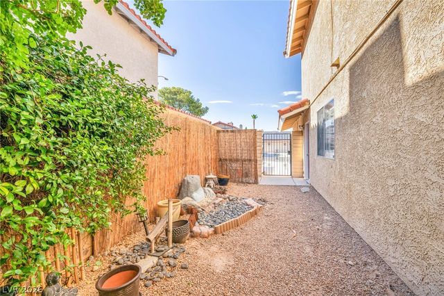 8701 Isola Drive, Las Vegas, NV 89117