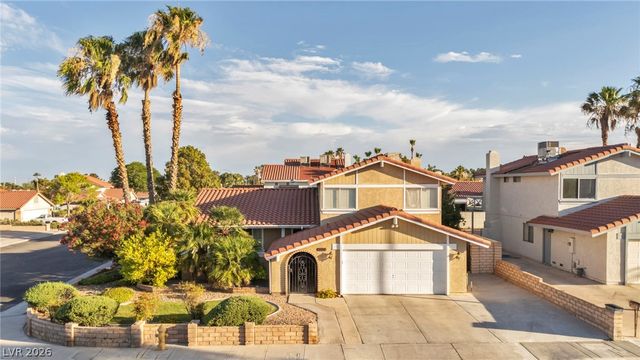 8701 Isola Drive, Las Vegas, NV 89117