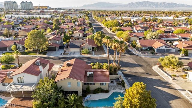 8701 Isola Drive, Las Vegas, NV 89117