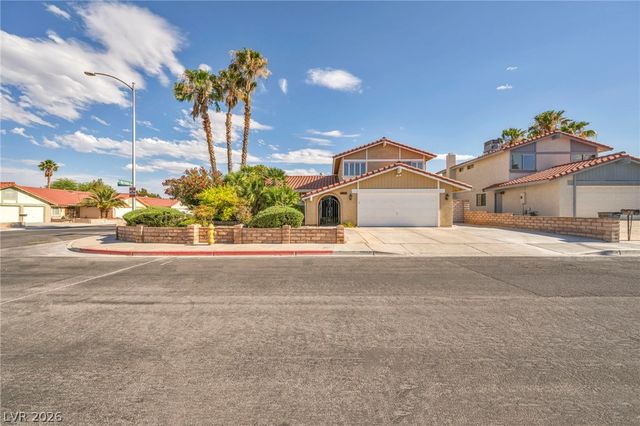 8701 Isola Drive, Las Vegas, NV 89117