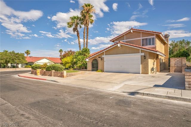 8701 Isola Drive, Las Vegas, NV 89117