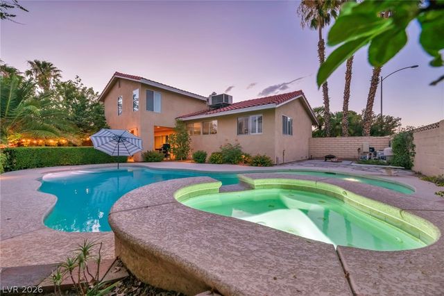 8701 Isola Drive, Las Vegas, NV 89117