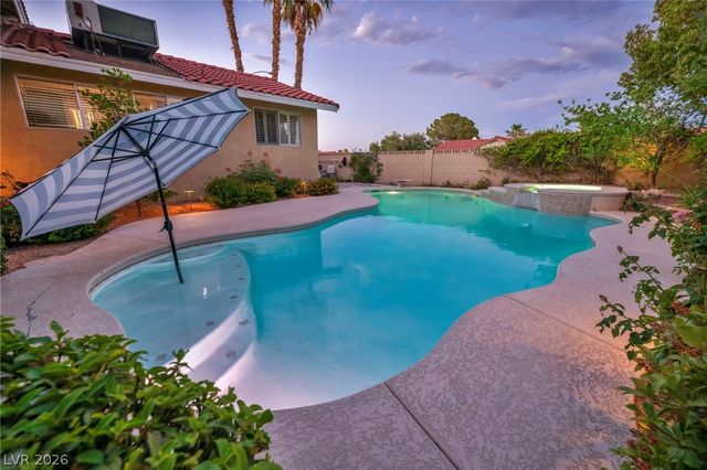 8701 Isola Drive, Las Vegas, NV 89117