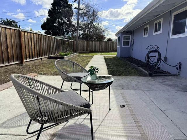 696 Lakehaven Drive, Sunnyvale, CA 94089