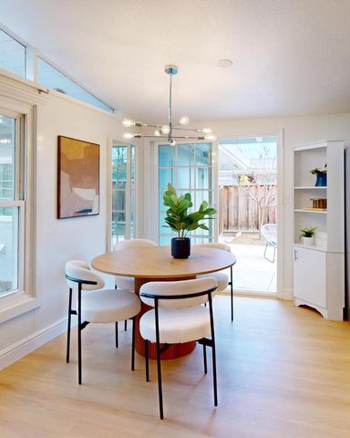 696 Lakehaven Drive, Sunnyvale, CA 94089