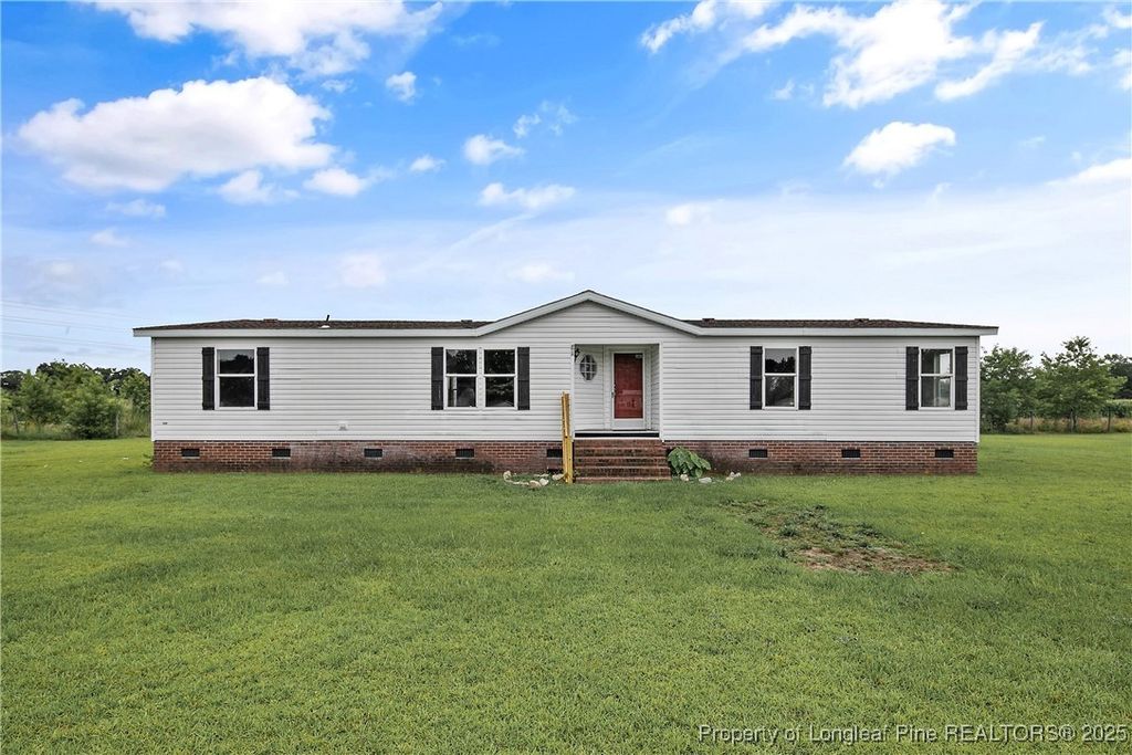 81 Talbot Circle, St Pauls, NC 28384