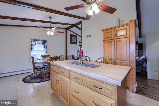 281 ROBIN DALE DR, Leola, PA 17540