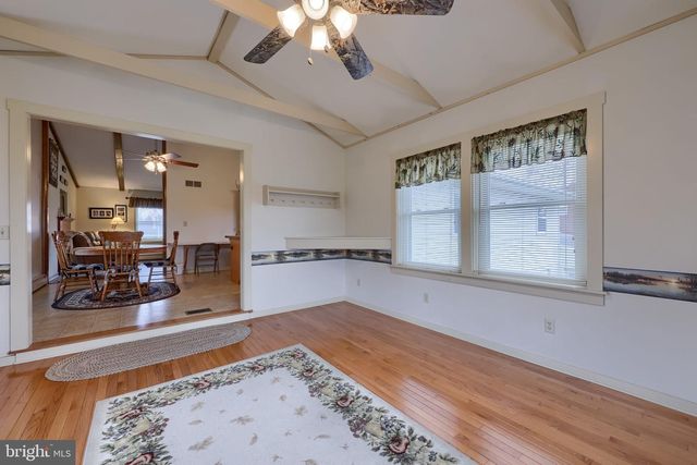 281 ROBIN DALE DR, Leola, PA 17540