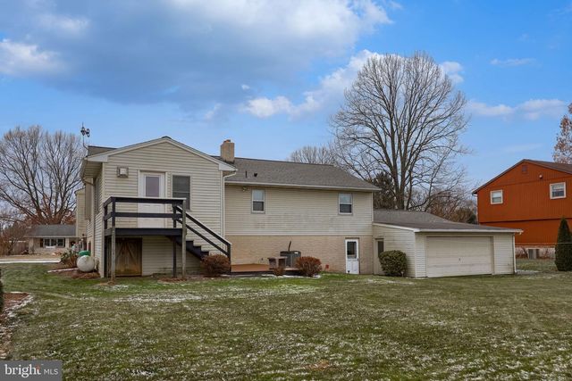 281 ROBIN DALE DR, Leola, PA 17540