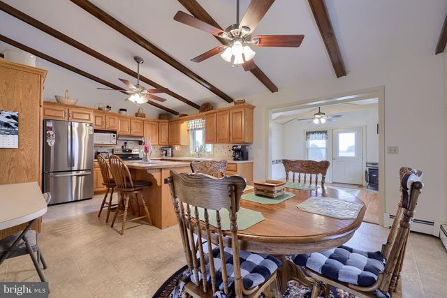 281 ROBIN DALE DR, Leola, PA 17540