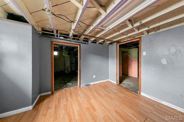 4081 Burgen Avenue, St Louis, MO 63116
