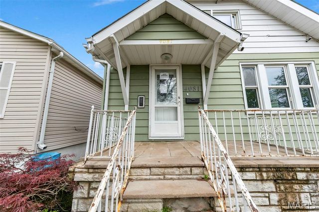 4081 Burgen Avenue, St Louis, MO 63116