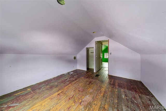 4081 Burgen Avenue, St Louis, MO 63116