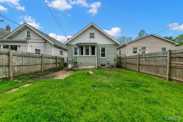 4081 Burgen Avenue, St Louis, MO 63116