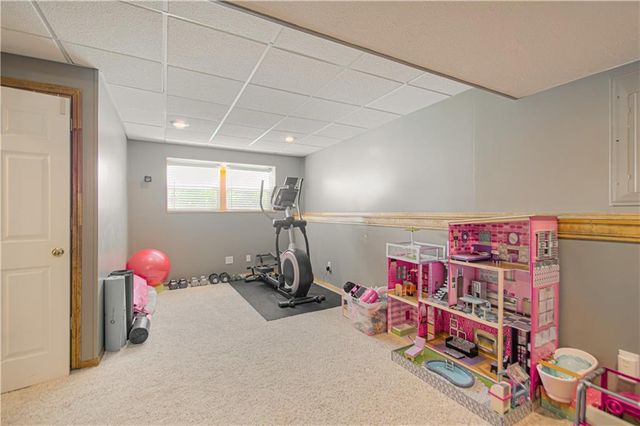 8637 NE 112th Street, Kansas City, MO 64157