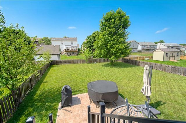 8637 NE 112th Street, Kansas City, MO 64157