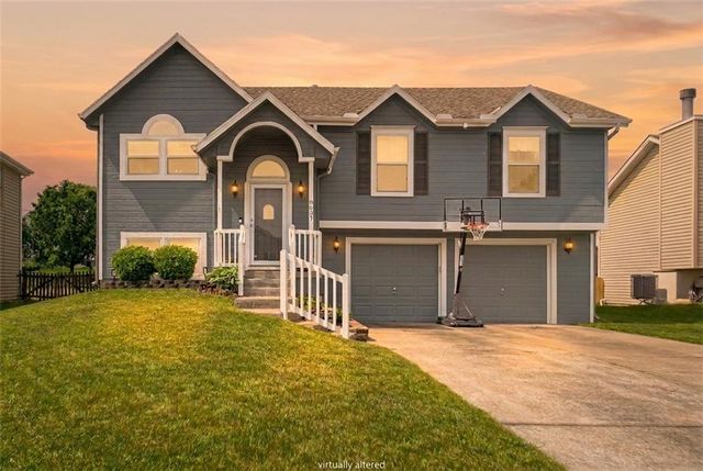 8637 NE 112th Street, Kansas City, MO 64157