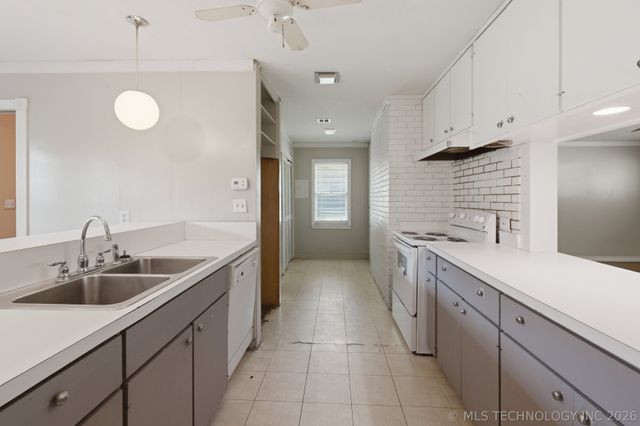 1809 Fremont Road, Bartlesville, OK 74006