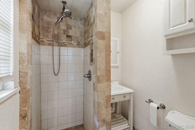 1809 Fremont Road, Bartlesville, OK 74006