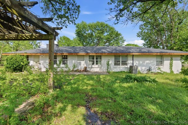 1809 Fremont Road, Bartlesville, OK 74006