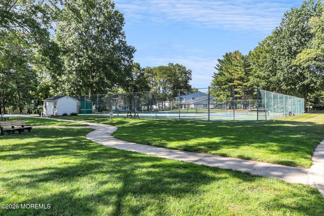 146 Viburnum Terrace, Middletown, NJ 07748