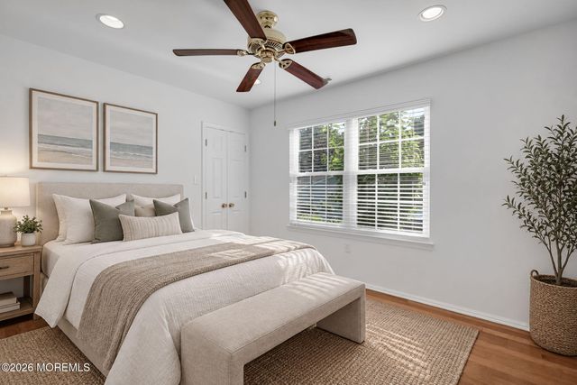 146 Viburnum Terrace, Middletown, NJ 07748