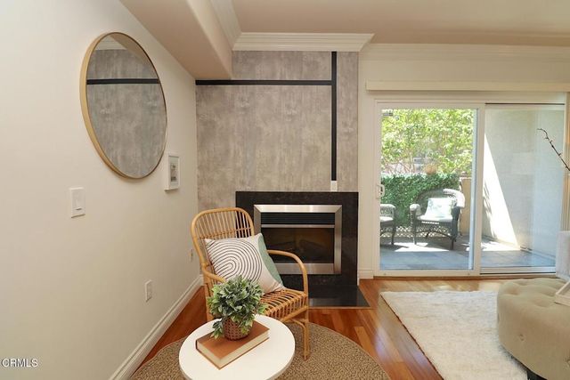 3855 Ingraham Street 204, Los Angeles, CA 90005