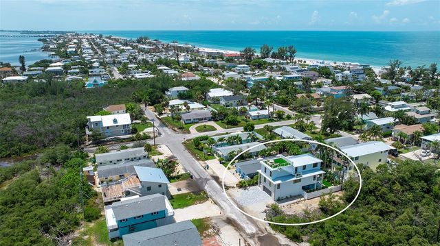 2908 AVENUE B, Bradenton Beach, FL 34217