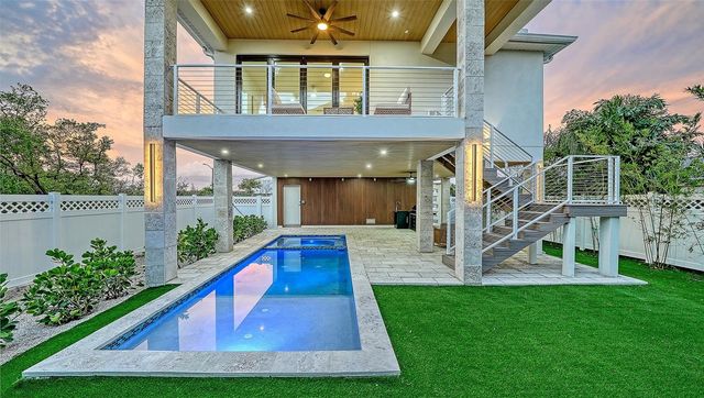 2908 AVENUE B, Bradenton Beach, FL 34217