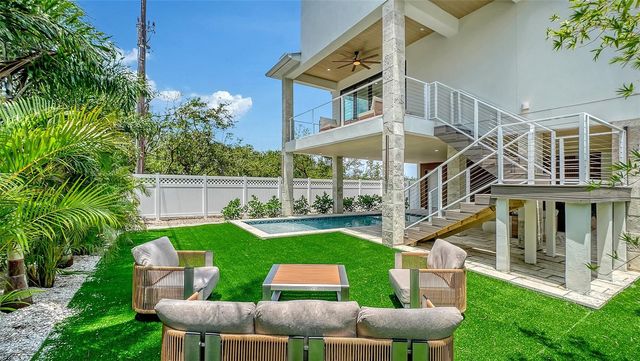 2908 AVENUE B, Bradenton Beach, FL 34217
