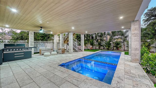 2908 AVENUE B, Bradenton Beach, FL 34217