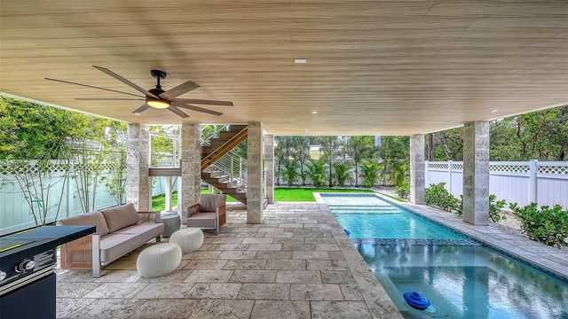 2908 AVENUE B, Bradenton Beach, FL 34217