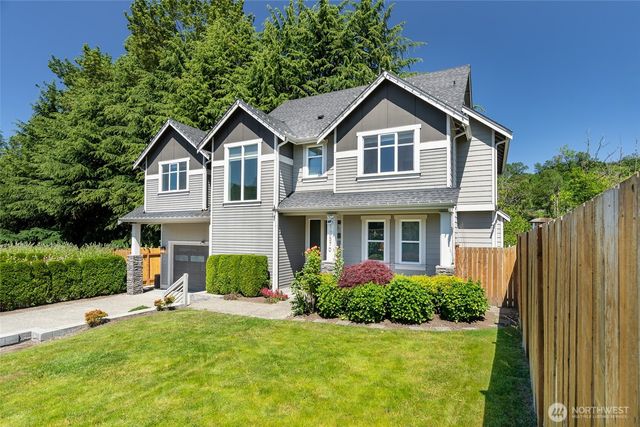 12570 51st Place SE, Tukwila, WA 98178