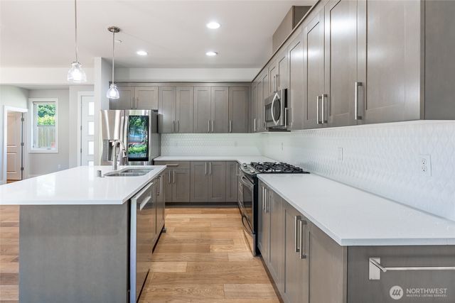 12570 51st Place SE, Tukwila, WA 98178
