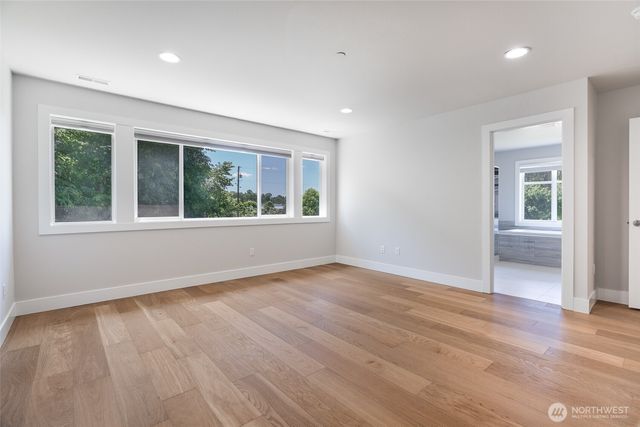 12570 51st Place SE, Tukwila, WA 98178