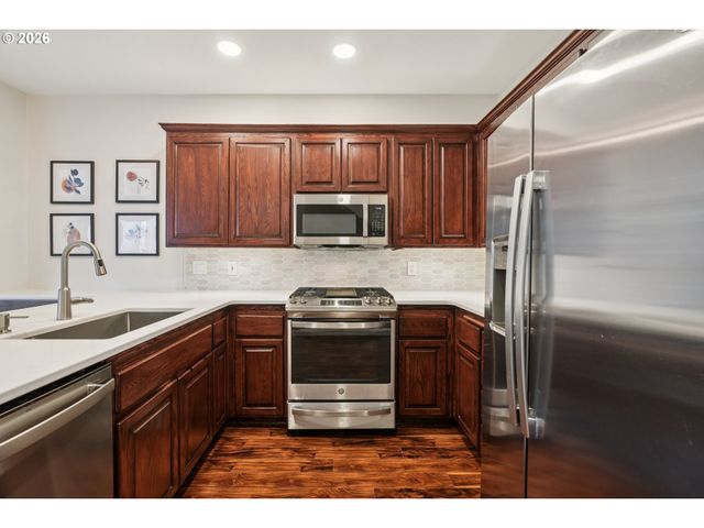 4818 Sw 2ND Ct, Portland, OR 97239