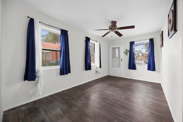 617 N H Street, Lake Worth Beach, FL 33460