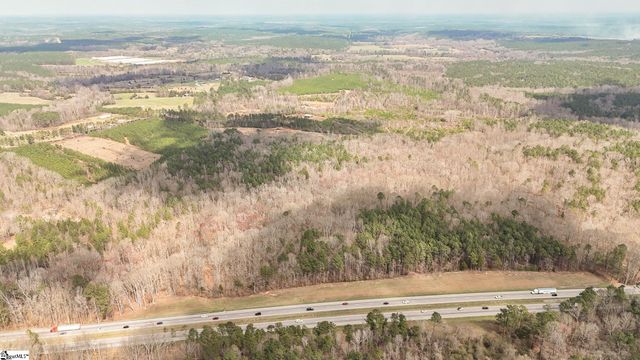 588 Lake Road, Clinton, SC 29325
