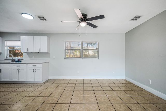 21 E CELESTE STREET, Apopka, FL 32703