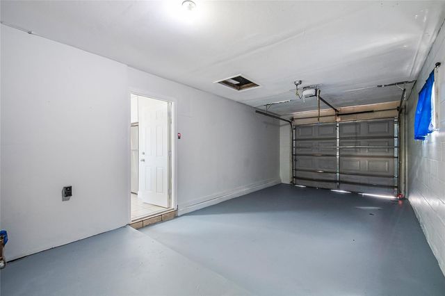 21 E CELESTE STREET, Apopka, FL 32703