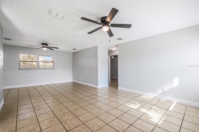 21 E CELESTE STREET, Apopka, FL 32703