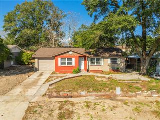 21 E CELESTE STREET, Apopka, FL 32703