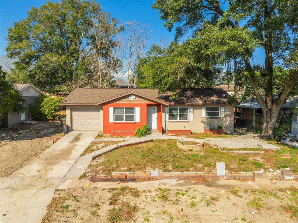 21 E CELESTE STREET, Apopka, FL 32703