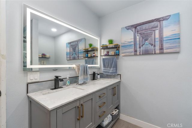 17343 Anastasia, Fontana, CA 92335