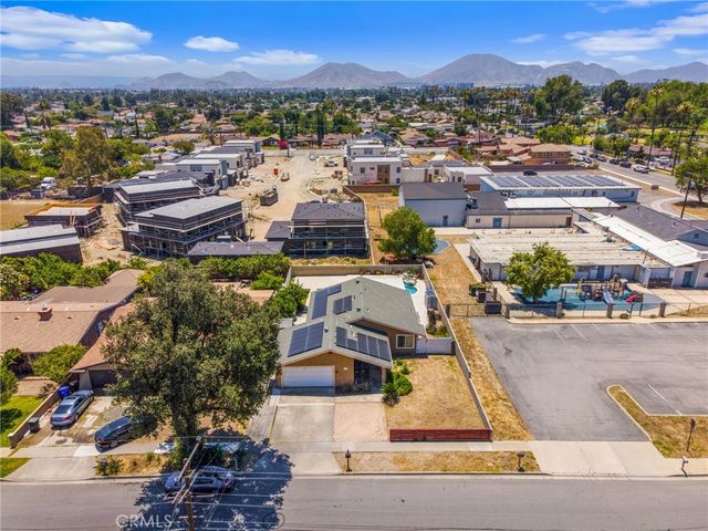 17343 Anastasia, Fontana, CA 92335
