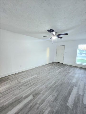 6824 W Fuqua Drive 6824, Missouri City, TX 77489