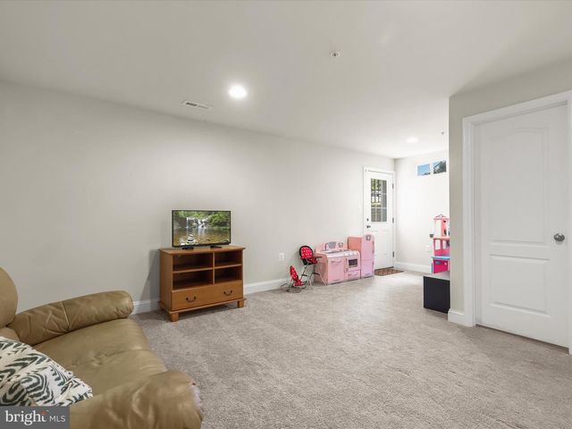 300 GRACE WAY, Laurel, MD 20707