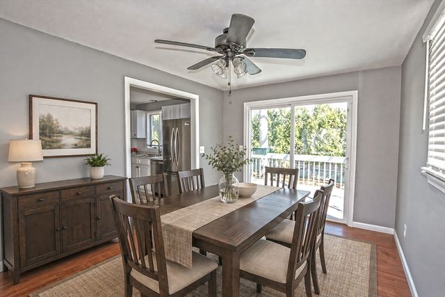 90 Teakwood Rd, Springfield, MA 01128